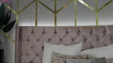 Snapshot of lola_saenz__ chatting on 03-18-26, 11:57 lola_saenz__ online show from 03-18-26, 11:57