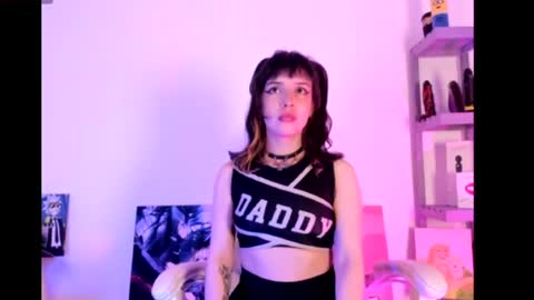 Snapshot of lolaa_bunnyy chatting on 07-26-26, 07:04 Lola Bunny online show from 07-26-26, 07:04