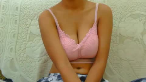 lolaa online show from 01-15-25, 10:06