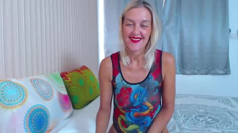 Snapshot of lolaaelita chatting on 12-07-24, 07:38 Lola online show from 12-07-24, 07:38