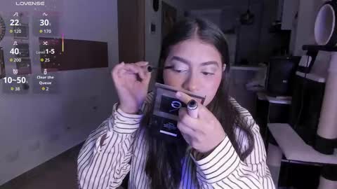 lolaasmith_21 online show from 11-25-25, 11:21