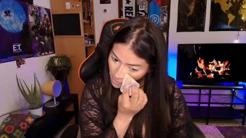 lolaasmith_21 online show from 05-08-26, 06:24