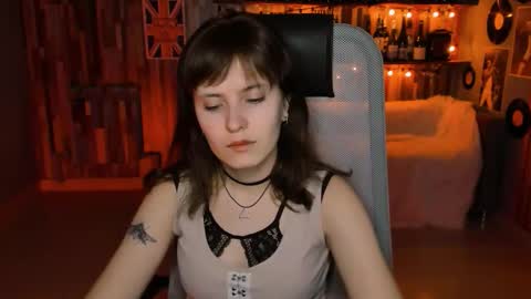 Snapshot of lolaasmus chatting on 01-15-26, 07:02 I consider myself the god Loki but life just calls me LOL online show from 01-15-26, 07:02