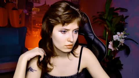 Snapshot of lolaasmus chatting on 05-22-26, 09:04 I consider myself the god Loki but life just calls me LOL online show from 05-22-26, 09:04