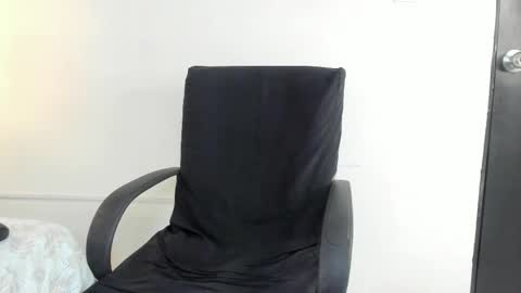 lolabunnysc online show from 06-03-26, 12:08