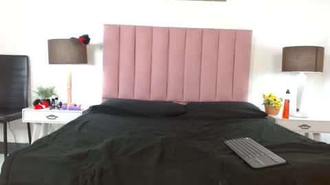 Snapshot of lolagolden1 chatting on 10-08-25, 10:57 lolagolden1 online show from 10-08-25, 10:57