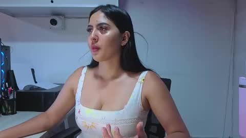 lolalola_12 online show from 01-19-26, 01:09