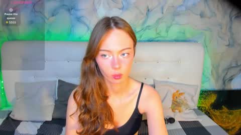 Lola online show from 09-22-25, 06:54