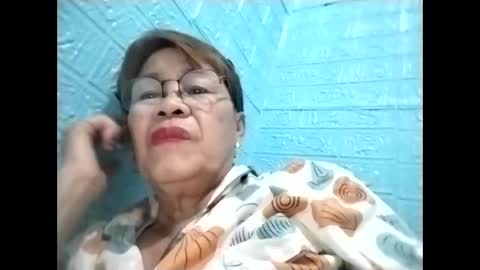 Snapshot of lolamommie chatting on 02-11-26, 09:09 tey online show from 02-11-26, 09:09