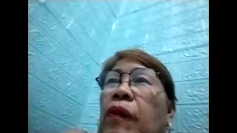 Snapshot of lolamommie chatting on 02-12-26, 11:05 tey online show from 02-12-26, 11:05