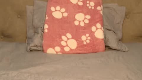 Lola online show from 10-04-25, 10:30