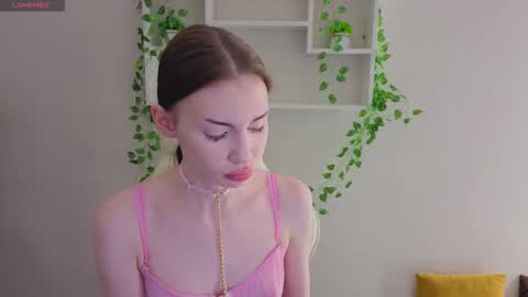 Lola online show from 12-05-25, 09:29