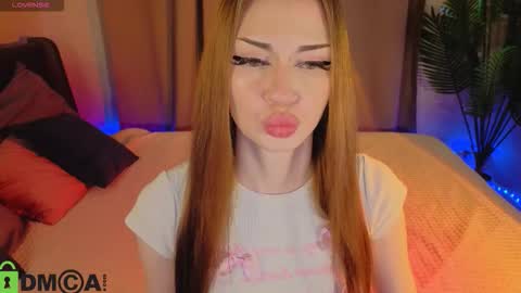 Snapshot of lolatwizz chatting on 03-25-26, 09:37 Lola online show from 03-25-26, 09:37