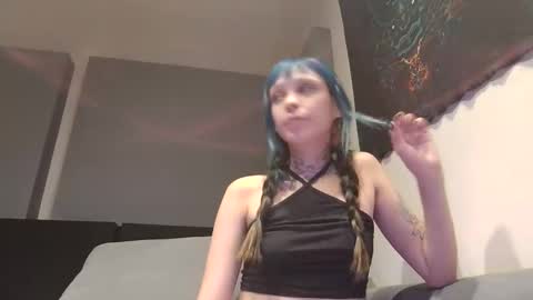 Snapshot of loleeta69 chatting on 12-09-24, 11:13 loleeta69 online show from 12-09-24, 11:13