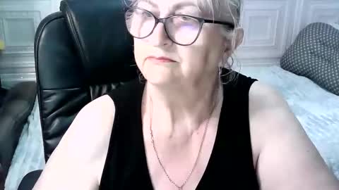 LolkaAlyss online show from 05-11-26, 07:44