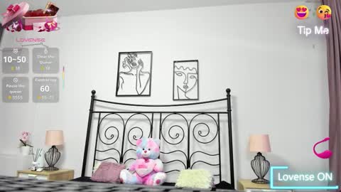 Lolla online show from 12-17-25, 06:08