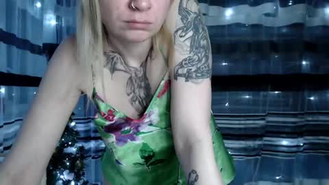 Lisa online show from 12-24-24, 06:55