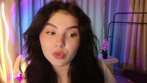 Snapshot of lollyy_pop chatting on 06-06-26, 01:32 lollyy_pop online show from 06-06-26, 01:32