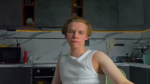Nelis online show from 06-23-26, 05:00