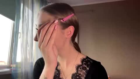 Lili online show from 03-07-26, 02:58