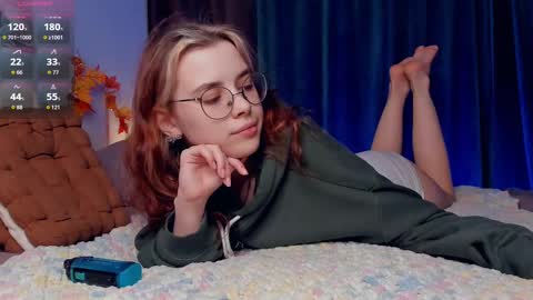 Snapshot of lonagass chatting on 11-12-25, 06:41 Lona online show from 11-12-25, 06:41