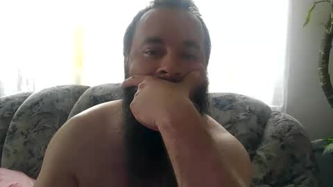 Snapshot of london_man1988 chatting on 06-11-26, 08:45 london_man1988 online show from 06-11-26, 08:45