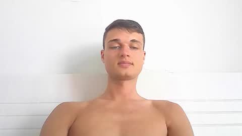 Snapshot of london_tomy chatting on 02-15-26, 10:06 london_tomy online show from 02-15-26, 10:06