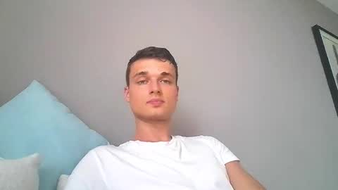 Snapshot of london_tomy chatting on 03-01-26, 10:45 london_tomy online show from 03-01-26, 10:45