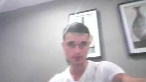 Snapshot of london_tomy chatting on 03-20-26, 01:32 london_tomy online show from 03-20-26, 01:32