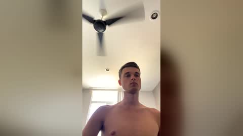 Snapshot of london_tomy chatting on 03-23-26, 08:35 london_tomy online show from 03-23-26, 08:35