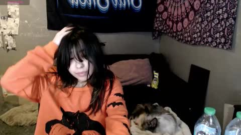 Snapshot of londonray chatting on 10-11-25, 07:51 londonray online show from 10-11-25, 07:51