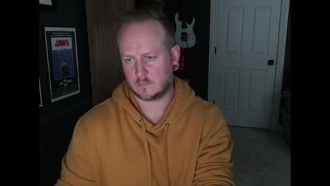 Snapshot of lone_string chatting on 03-06-25, 10:15 Lone online show from 03-06-25, 10:15