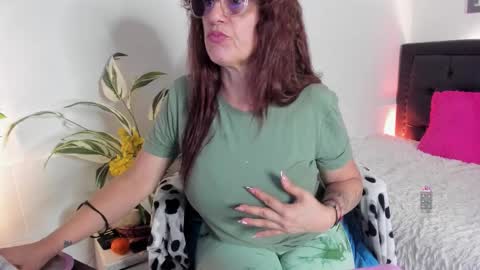 Jennifer  online show from 02-02-26, 02:49