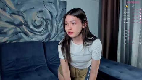 Snapshot of loney__tunes chatting on 02-25-25, 03:38 Shy EvaStreams are everyday 9 AM - 3 PM GMT 3 online show from 02-25-25, 03:38