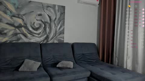 Snapshot of loney__tunes chatting on 03-05-25, 07:27 Shy EvaStreams are everyday 9 AM - 3 PM GMT 3 online show from 03-05-25, 07:27