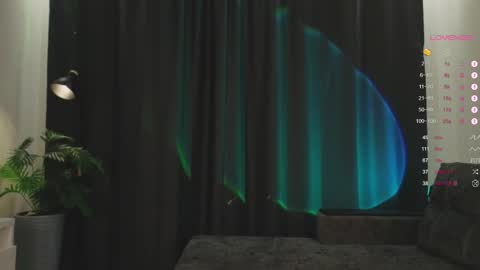 Snapshot of loney__tunes chatting on 09-18-25, 06:21 Shy EvaStreams are everyday 9 AM - 3 PM GMT 3 online show from 09-18-25, 06:21