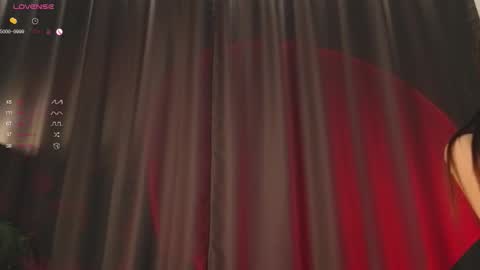 Snapshot of loney__tunes chatting on 11-04-25, 08:19 Shy EvaStreams are everyday 9 AM - 3 PM GMT 3 online show from 11-04-25, 08:19