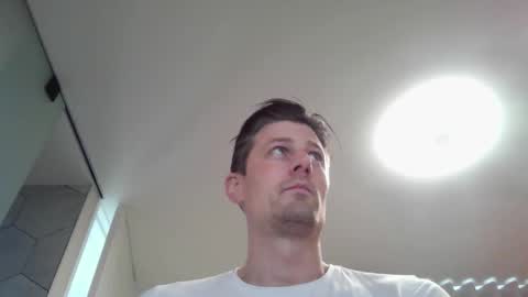 longdutch85 online show from 02-06-26, 12:30