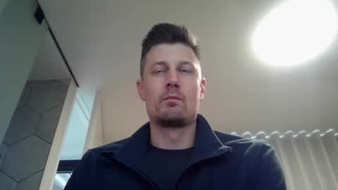 longdutch85 online show from 02-10-26, 09:46