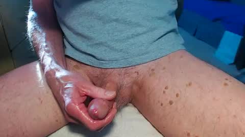 Snapshot of longing2 chatting on 03-06-25, 03:13 longing2 online show from 03-06-25, 03:13