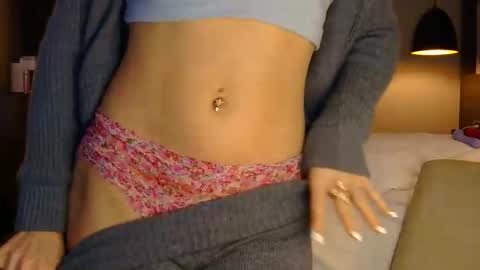 Snapshot of longlegstammy chatting on 02-27-26, 12:49 Cutenurse91 online show from 02-27-26, 12:49