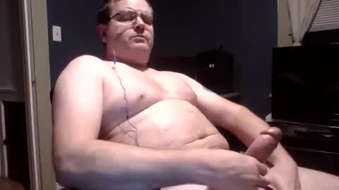 Snapshot of longndeep75 chatting on 01-04-25, 04:33 longndeep75 online show from 01-04-25, 04:33