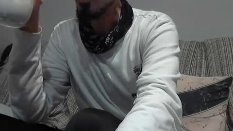 Snapshot of longnight5 chatting on 02-01-25, 11:06 Alejandro Rulitos Twitter longnight55 Intagram 5longnight5 online show from 02-01-25, 11:06