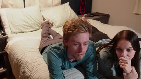 Snapshot of longtimerambler chatting on 12-20-25, 03:35 longtimerambler online show from 12-20-25, 03:35