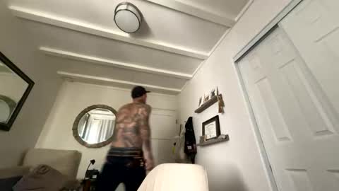 longwalksonthebeach69 online show from 03-06-26, 10:28