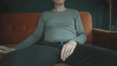 longwet1 online show from 12-01-25, 10:09