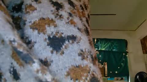 Londoncashmere69  online show from 03-12-25, 04:35