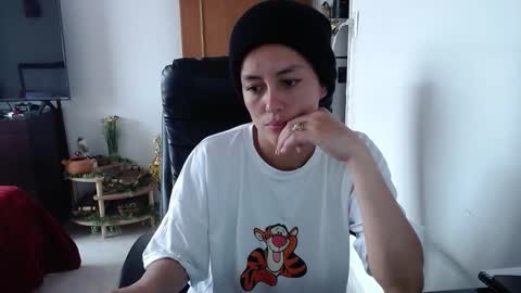 lucy online show from 10-30-25, 03:13