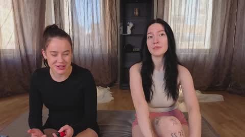  Adele Ellie and Lou   Sally Dana and Bonnie online show from 09-18-25, 04:25