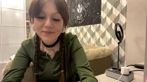 EVA online show from 10-12-25, 06:29